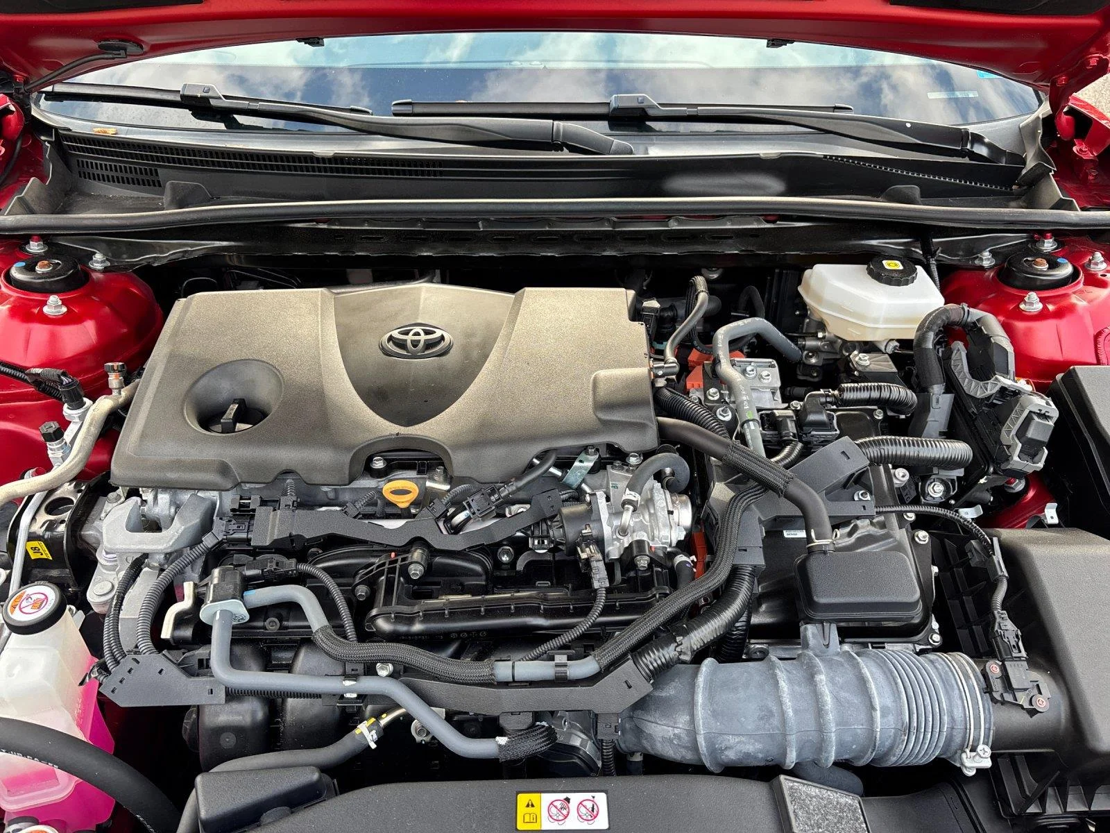 Used 2025 Supersonic Red Toyota XSE image 9