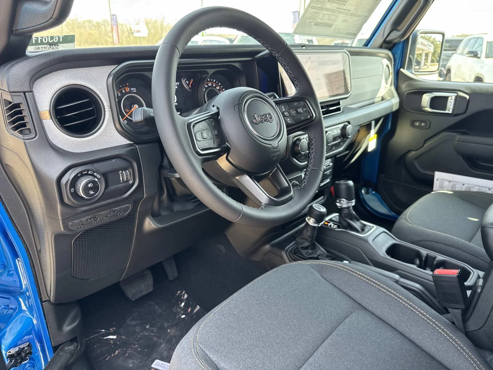 New 2026 Hydro Blue Pearl-Coat Exterior Paint Jeep Sport S image 9