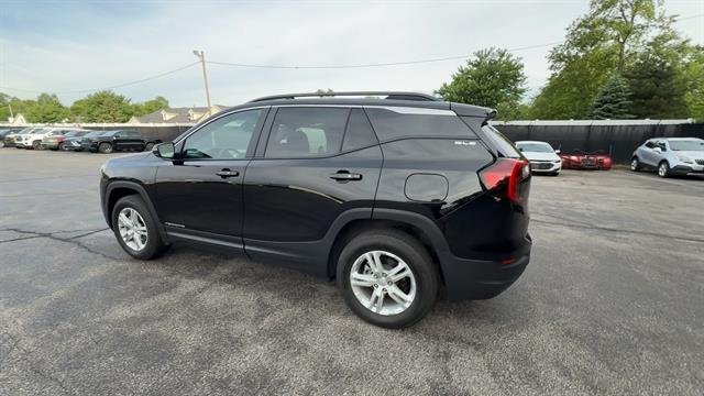 Used 2024 Ebony Twilight Metallic GMC SLE image 6