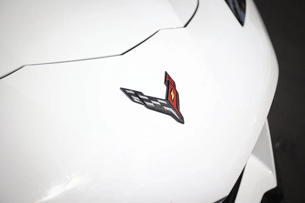 Used 2026 Arctic White Chevrolet Z06 image 13