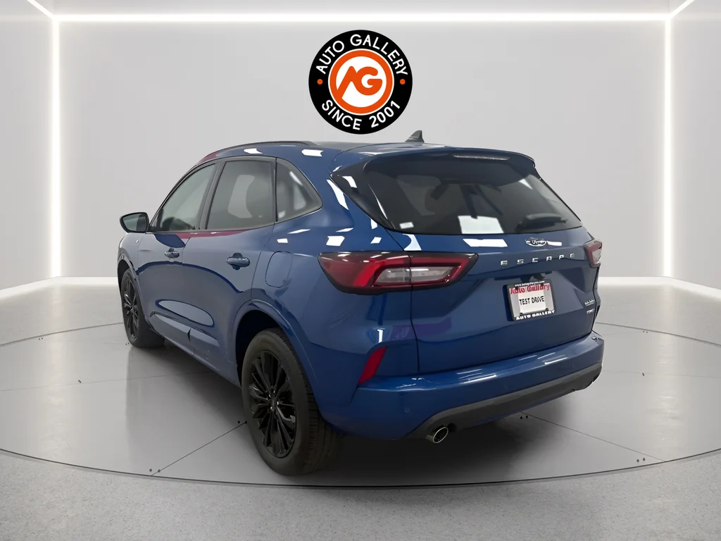 Used 2023 Blue Ford ST-Line Elite image 5