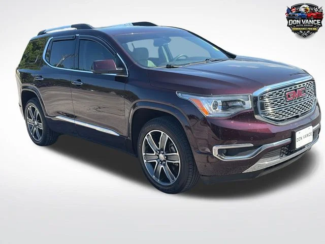 Used 2018 Red GMC Denali image 7