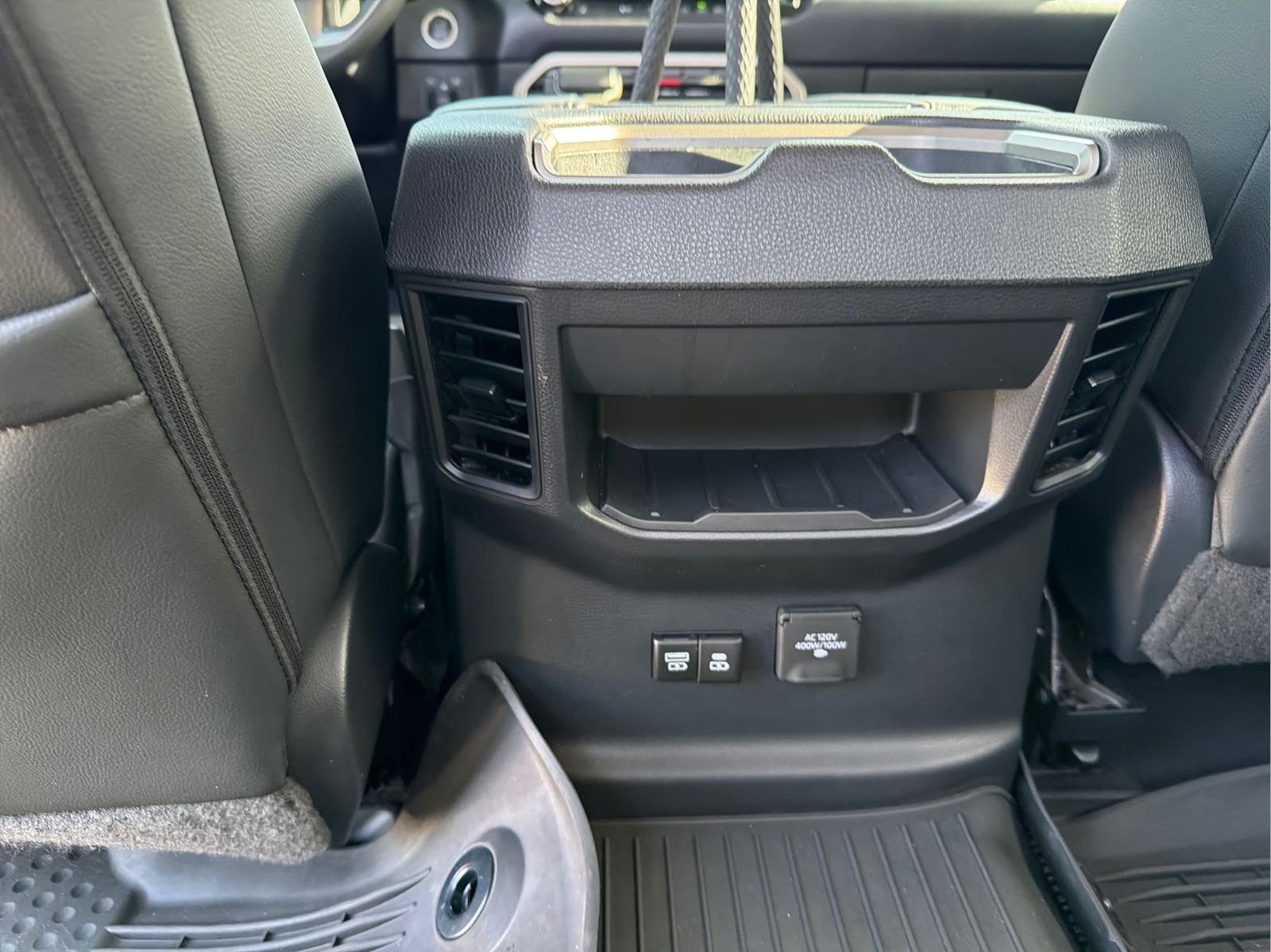 Used 2024 Ice Toyota SR5 image 37