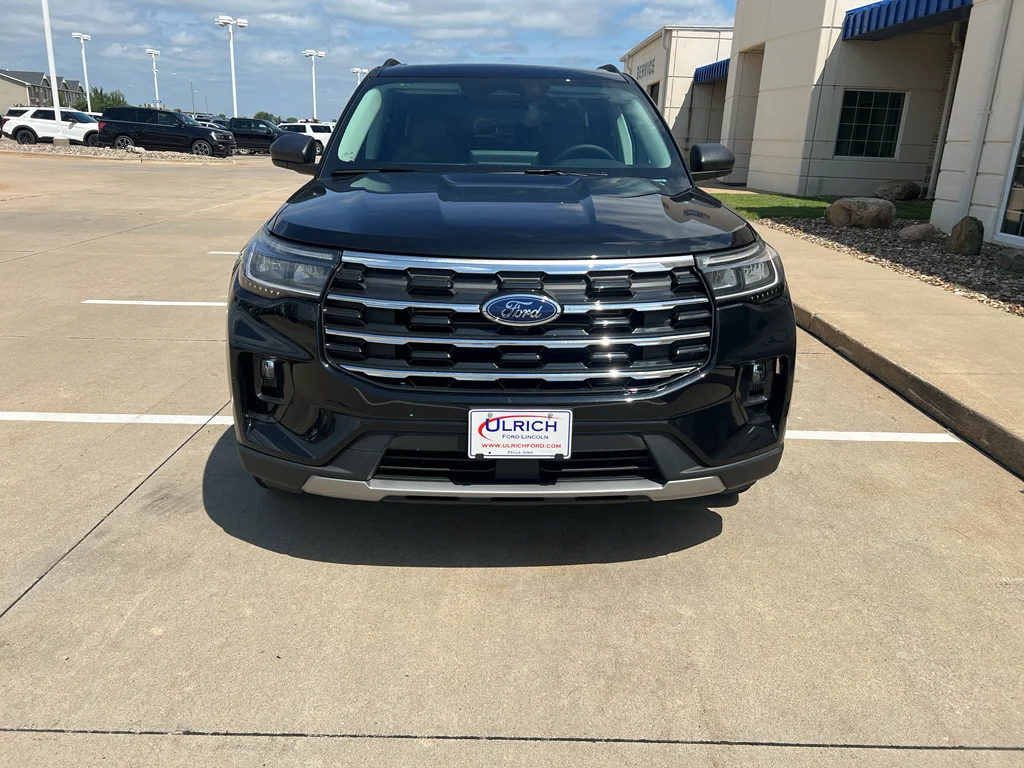 New 2026 Agate Black Metallic Ford Active image 3