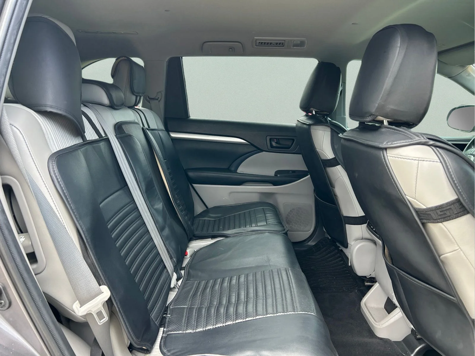 Used 2019 Predawn Gray Mica Toyota LE Plus image 11