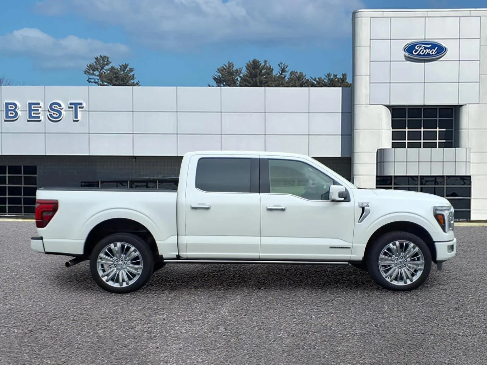 Used 2024 Star White Metallic Tri-Coat Ford Platinum image 8