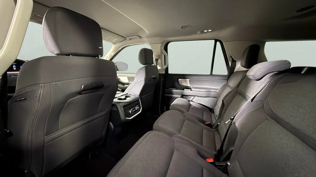 Used 2025  Ford Active image 18