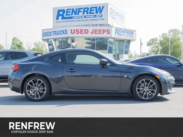 2017 Toyota 86 Base* | Paddle Shifters | Rear-Wheel Drive | Limited-Slip Differential | Premium Sound |