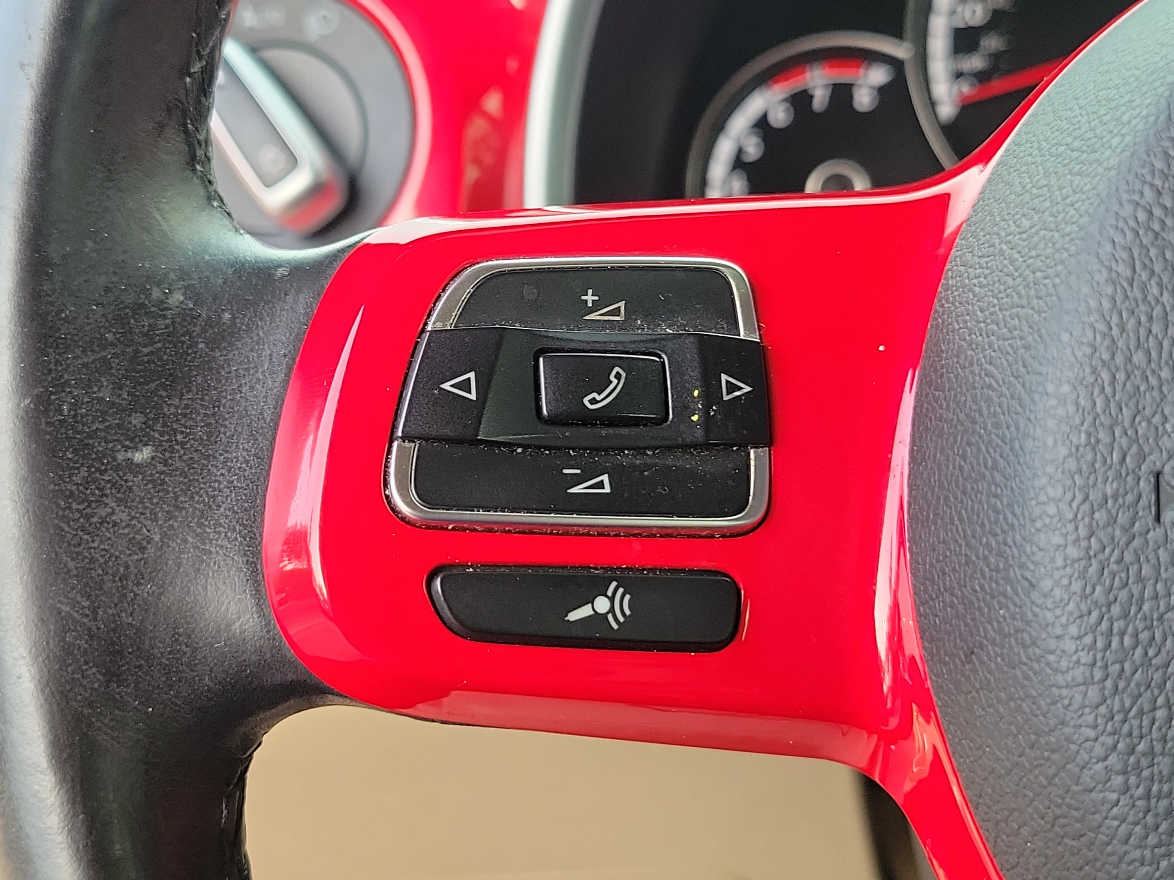 Used 2016 Red Volkswagen 1.8T SE image 19