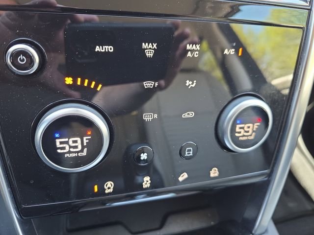 Used 2020 Blue Land Rover SE image 27