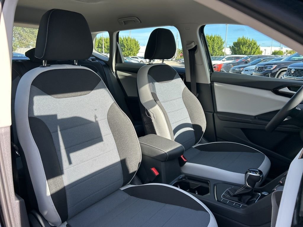 New 2026 Black Volkswagen 1.5T S image 43