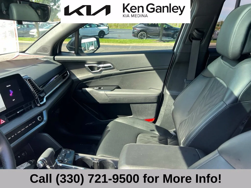 Certified Used 2025 White Kia X-Pro Prestige image 38