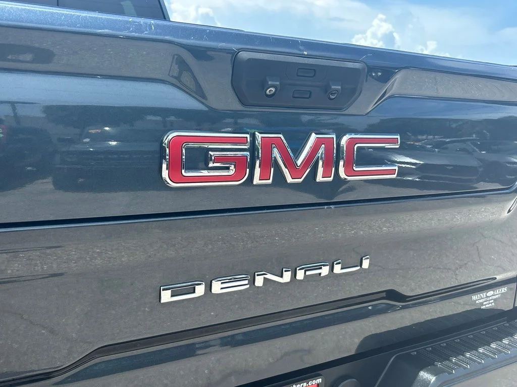 Used 2020 Dark Sky Metallic GMC Denali image 24
