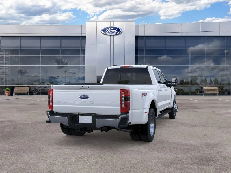 New 2026 Star White Metallic Tri-Coat Ford F-450® Lariat® image 8