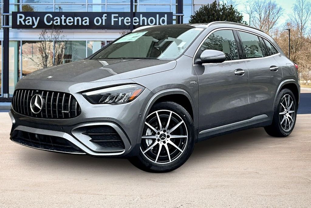 2026 Mercedes-Benz GLA GLA 35 AMG 4MATIC's photo