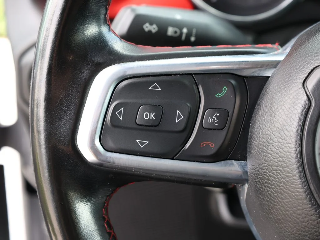 Used 2020 Silver Jeep Unlimited Rubicon image 36