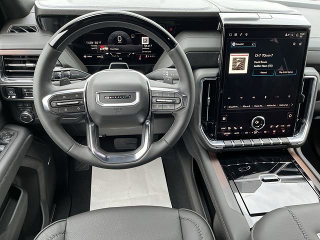 2026 GMC Yukon Denali - Photo 12