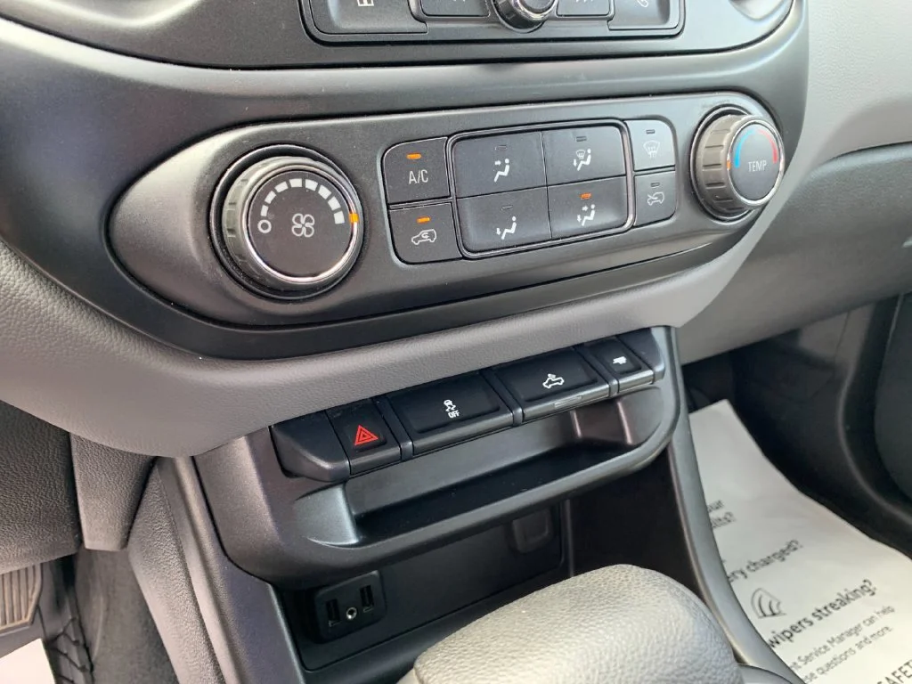 Used 2021 Blue Chevrolet Work Truck image 23