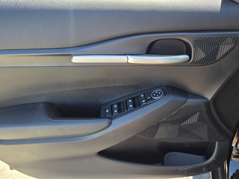 New 2026 Fusion Black Kia LX image 9