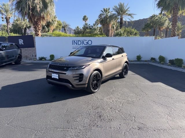 Used 2020 Kaikoura Stone Metallic Land Rover R-Dynamic SE image 1