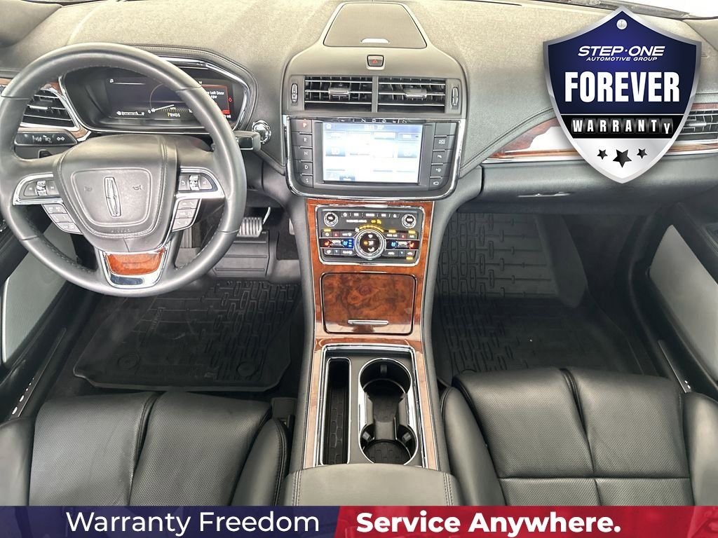 Used 2020 Silver Lincoln Reserve image 17