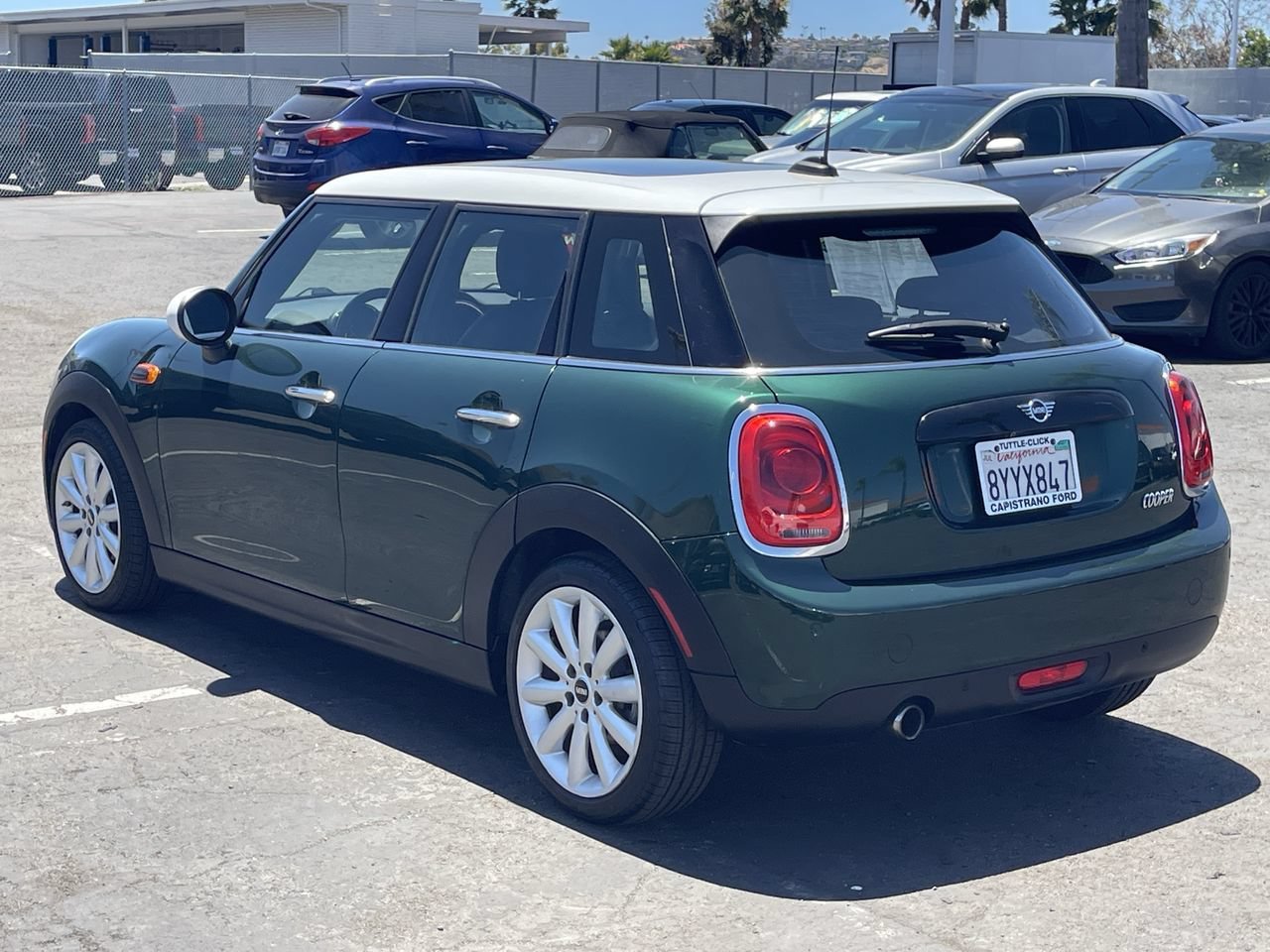 Used 2019 British Racing Green MINI Oxford Edition image 4