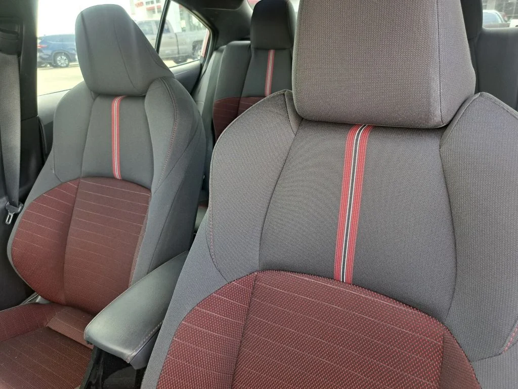 2024 Toyota Corolla SE - Photo 19