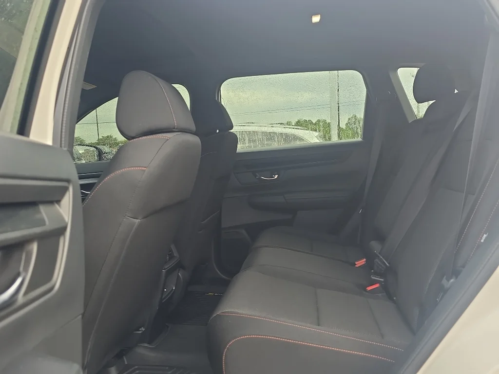 2025 Honda CR-V Sport - Photo 9