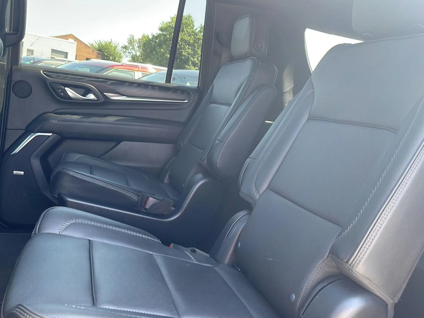 Used 2023 Onyx Black GMC Denali image 11