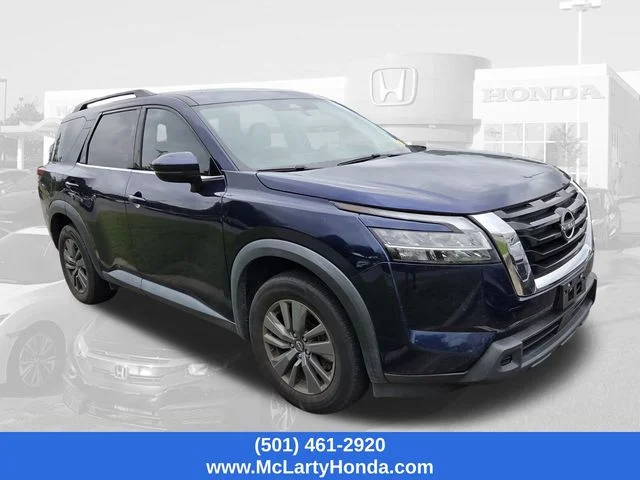 Used 2022 Blue Nissan SV image 2