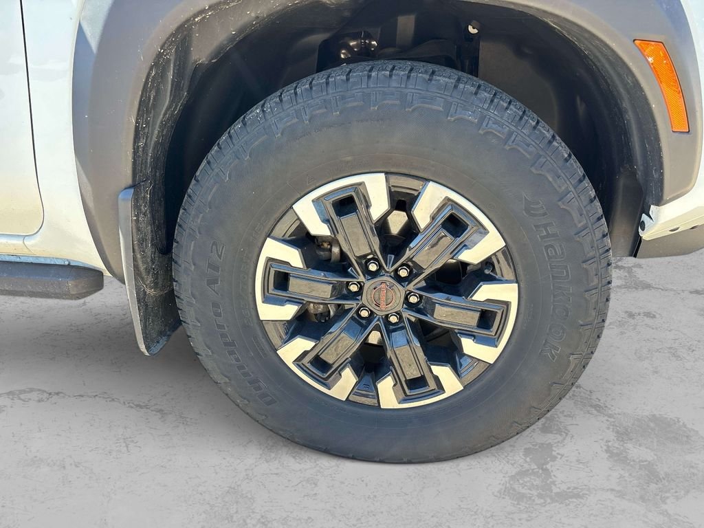 Used 2024 White Nissan PRO-4X image 34