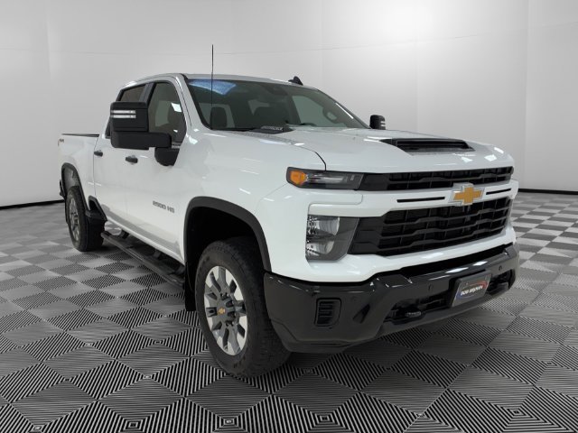 Certified Used 2026 Summit White Chevrolet Custom image 7