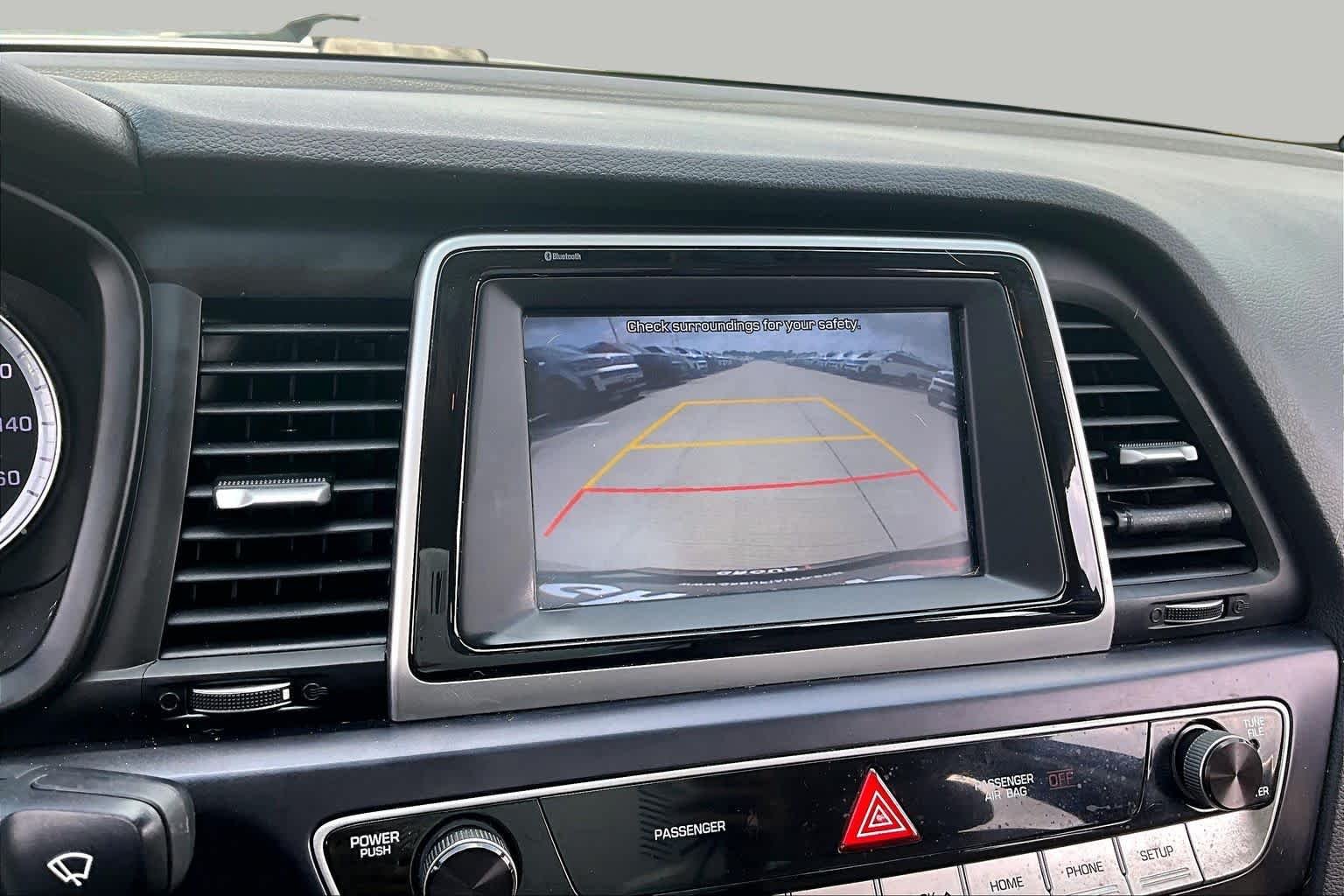 Used 2019 Phantom Black Hyundai SE image 25
