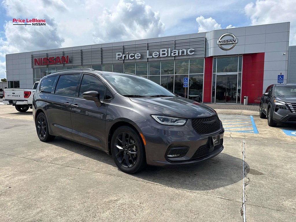 2021 Chrysler Pacifica Touring L