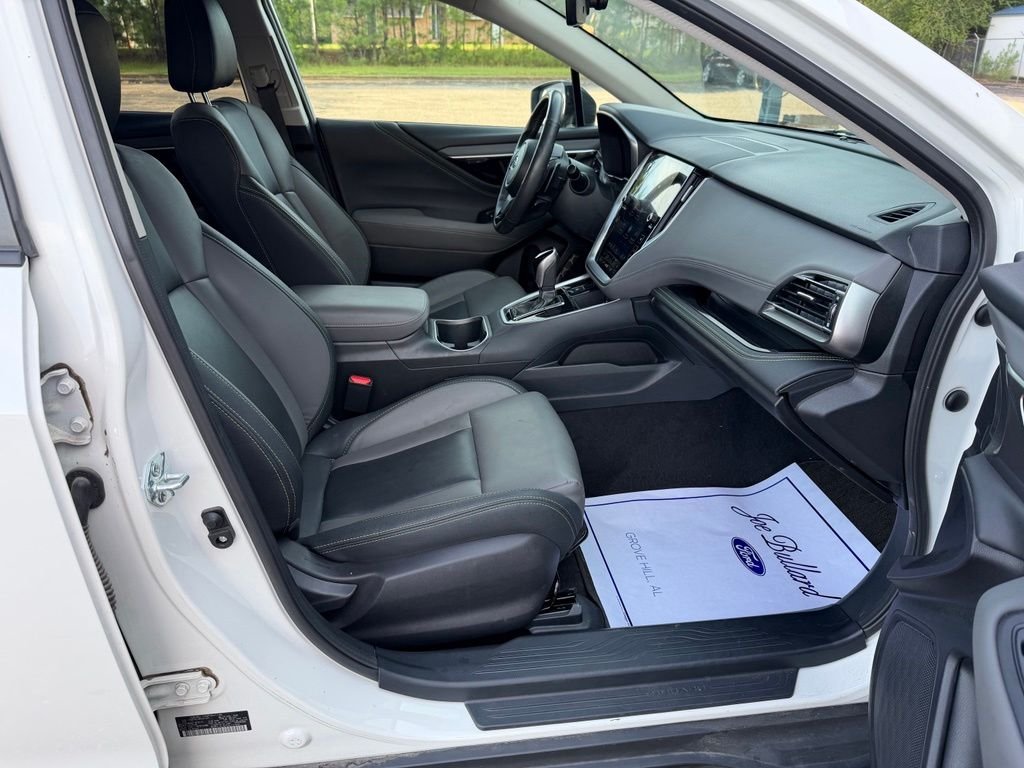 Used 2024 White Subaru Onyx Edition image 9