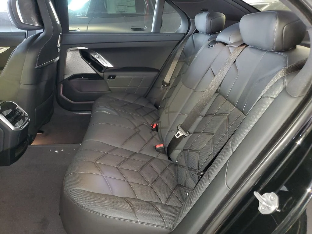 New 2026 Black BMW 760i xDrive image 11