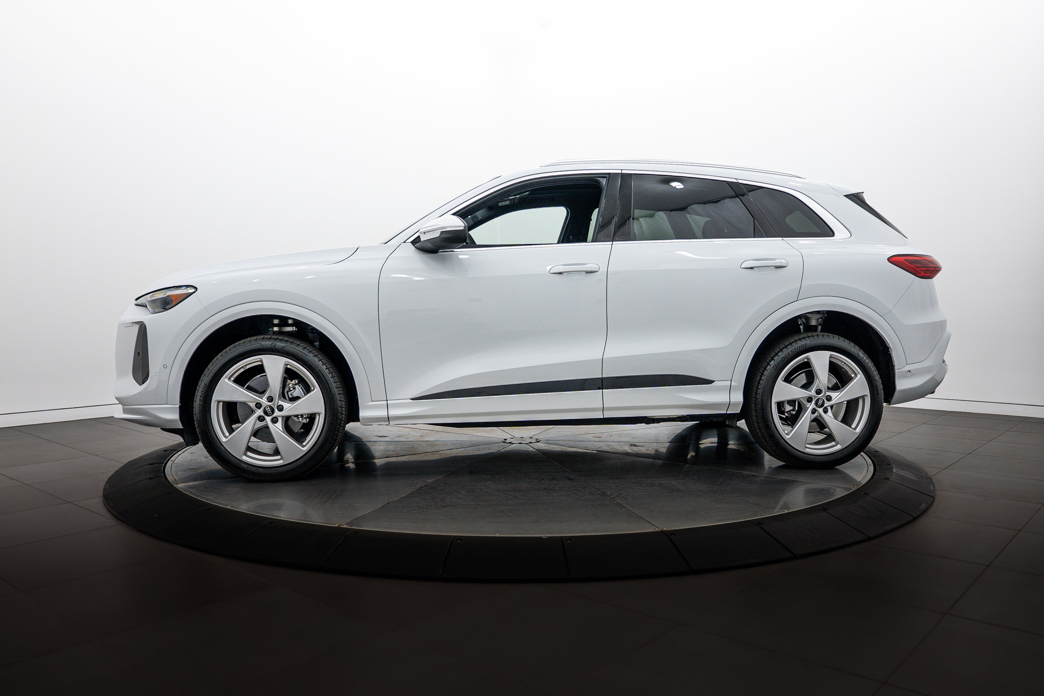 Used 2025 Glacier White Metallic Audi Premium Plus image 6