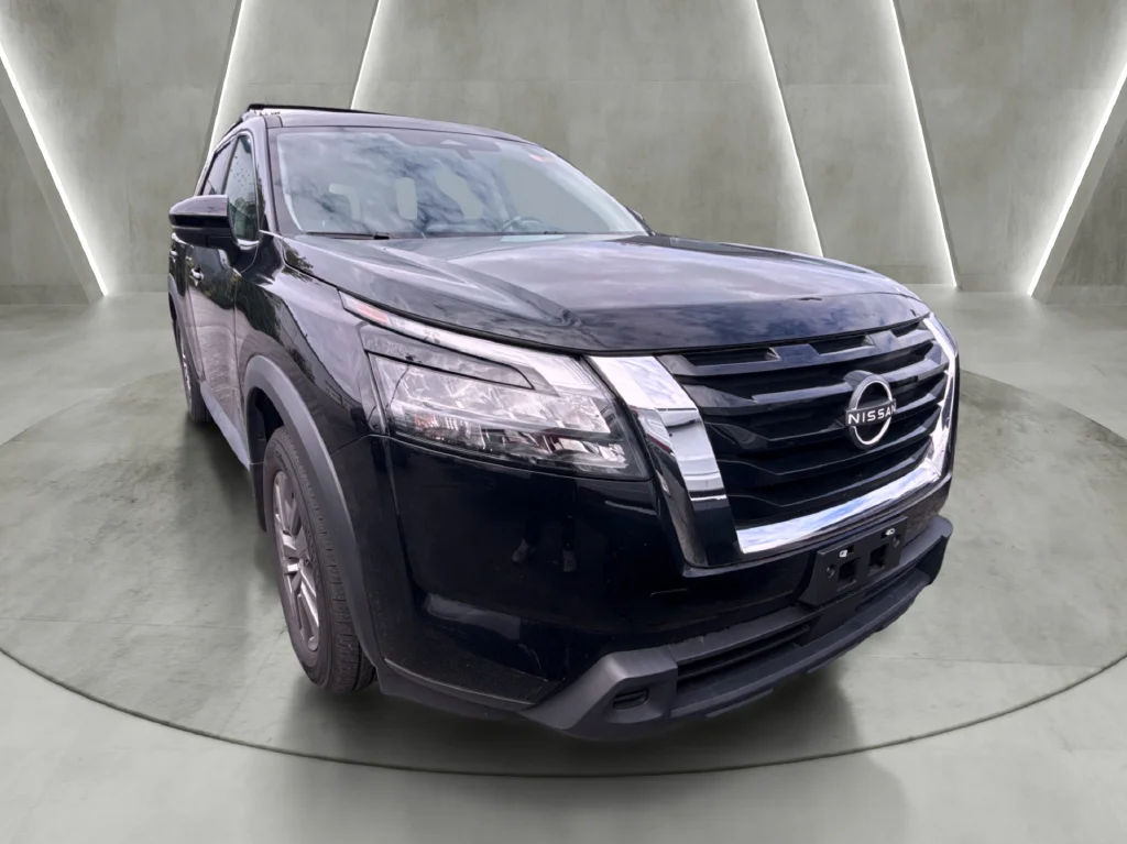 2023 Nissan Pathfinder SV