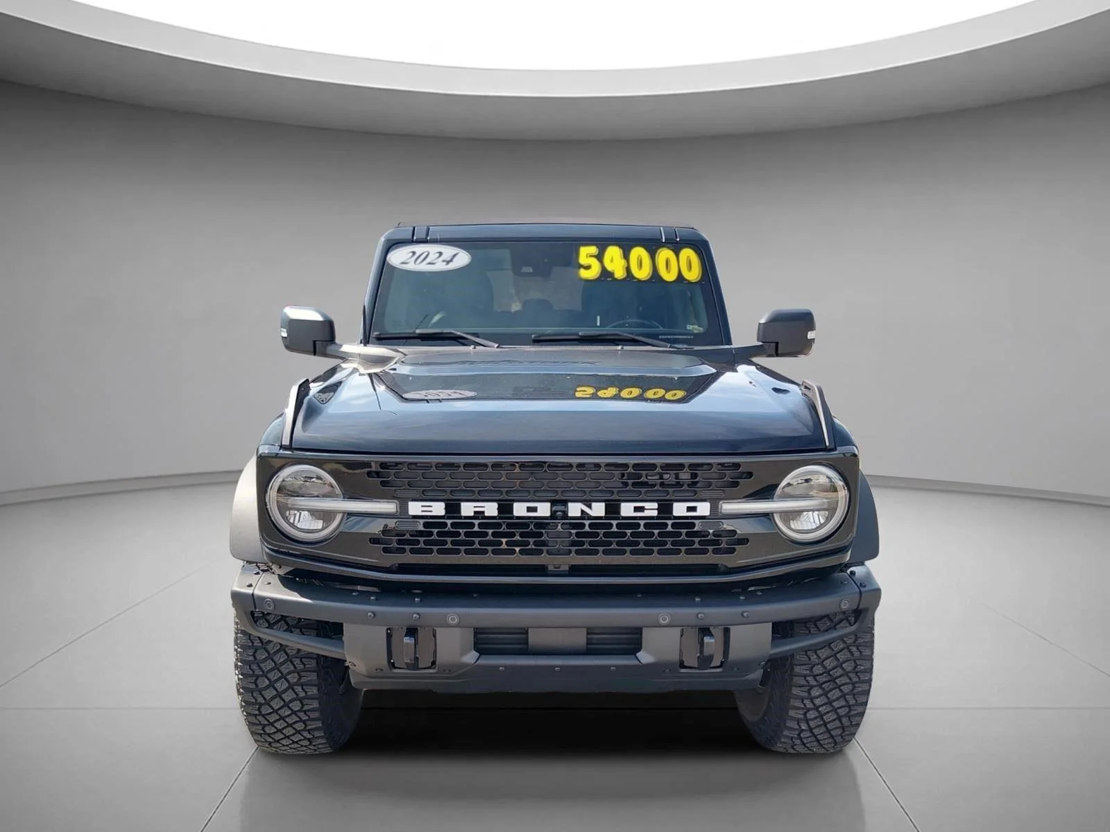 Used 2024 Shadow Black Ford Wildtrak image 8