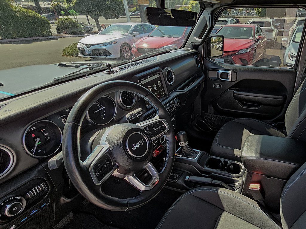 Used 2022 Gray Jeep Unlimited Rubicon 4xe image 21