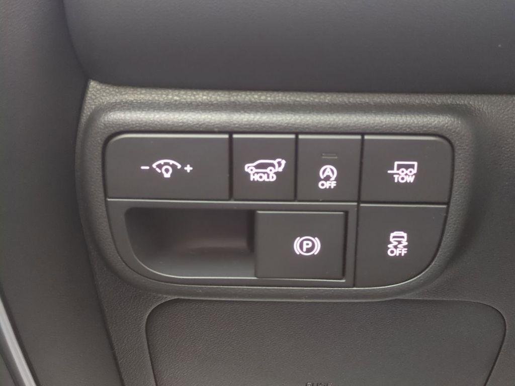New 2026 White Hyundai SEL Premium FWD image 30