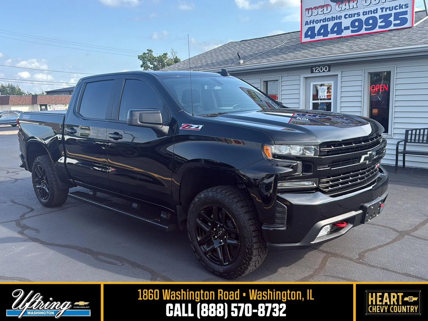 Used 2021 BLACK Chevrolet LT Trail Boss image 1