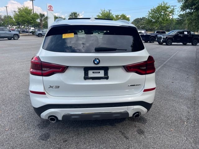 Used 2020 White BMW sDrive30i image 7