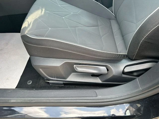 Used 2025 Blue Volkswagen 1.5T Sport image 36