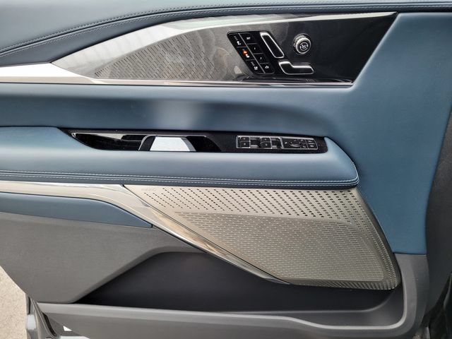 2025 Cadillac Escalade IQ Sport 2 - Photo 18