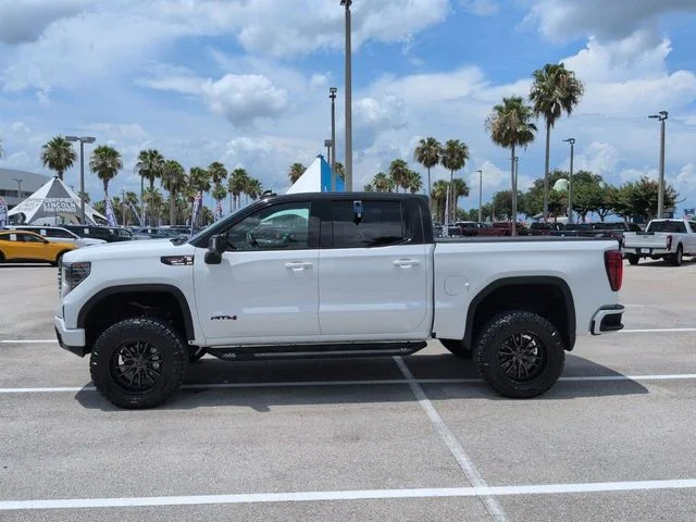 Used 2026 White GMC AT4 image 7