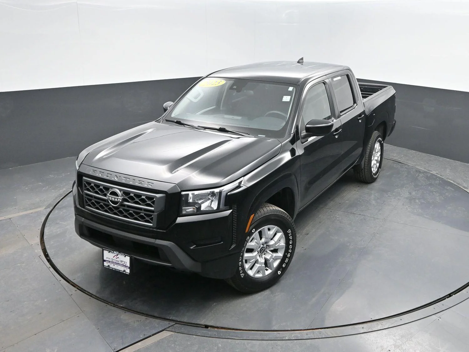 Used 2023  NISSAN  image 29