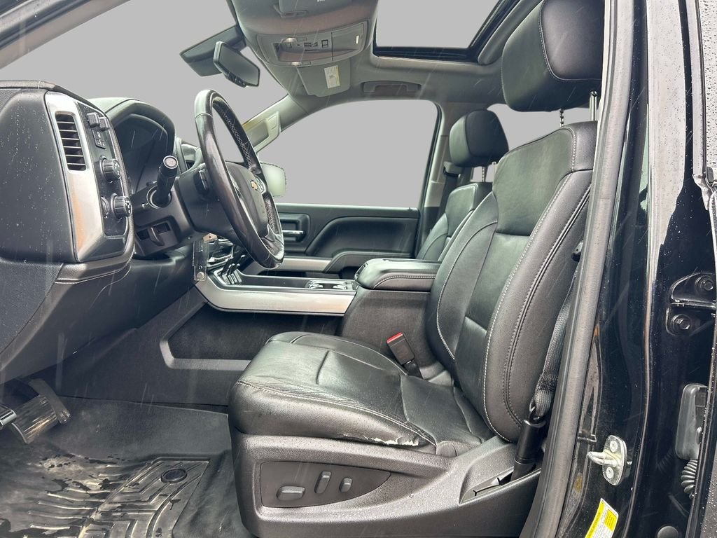 Used 2018 Black Chevrolet LTZ image 17