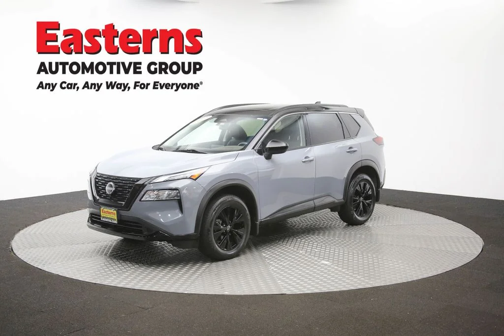 Used 2023 Gray Nissan SV image 52
