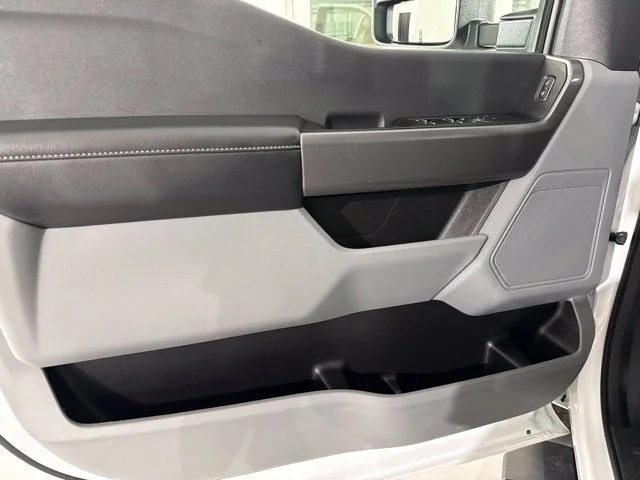 Used 2025 White Ford XLT image 15